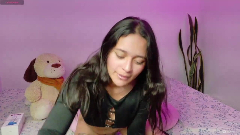 Emilyn Grifs: Quiero Que Me Das Tu Leche, Me La Das Ahora