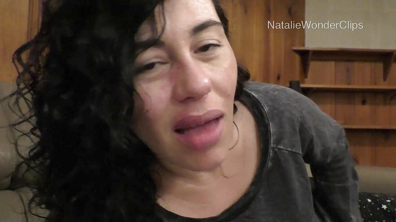 Natalie Wonder: Špinavá macecha touží po těchto chutných malých dobrotách, stejně jako...