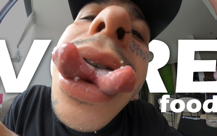 Dyavol: Велетень дозволяє крихітній людині спостерігати за собою, поки їсть, а потім його пожирають