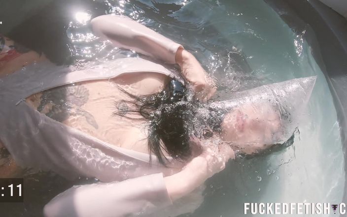 Fucked fetish: 4k ensacado de agua, sexy diosa latina, traje de baño...