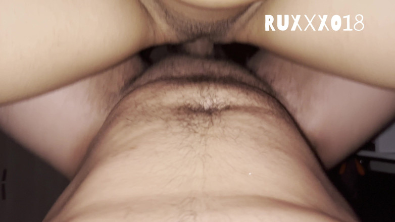 Ruxxxo18: Сексуальна брюнетка з карибського колумбійця дико займається любов'ю