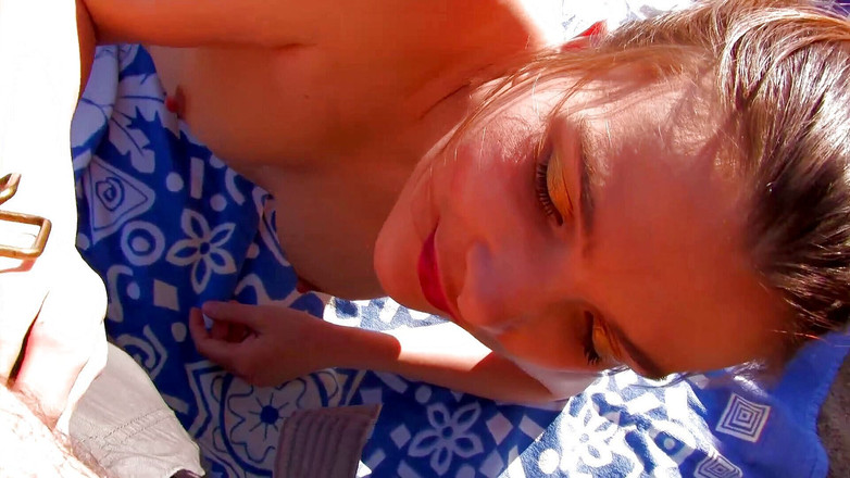 Vintage Climax: Puta en medias follada por el culo después de fumar