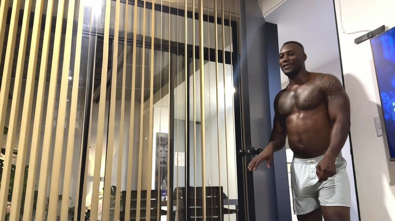 XanderBlackx: Anal seks, Squirt! Her şekilde onu seviştim, buna ihtiyacı vardı