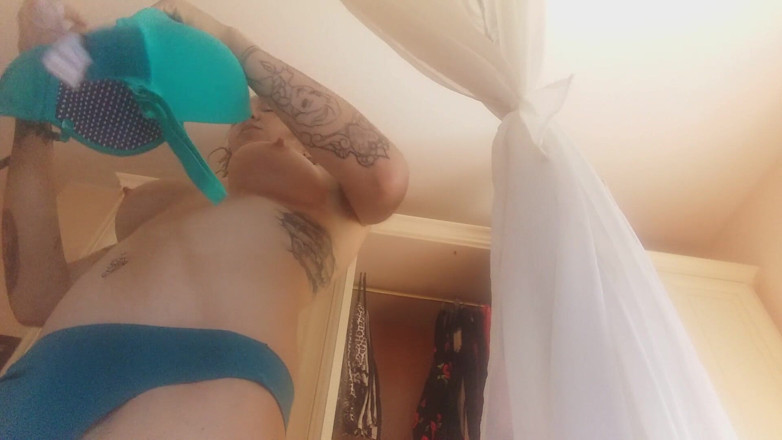 savannahamatoriale: real life: after a shower