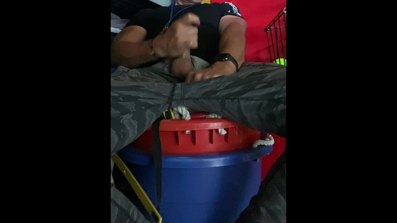 JockDad87: Horny Pe Teacher Jockdad87 Busts a Nut Between Classes