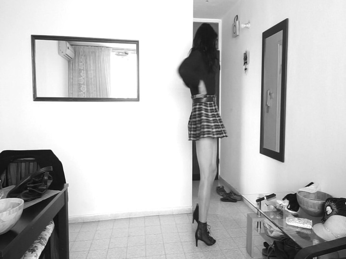 Voyager: कई stiles काली पोशाक क्रॉसड्रेसर