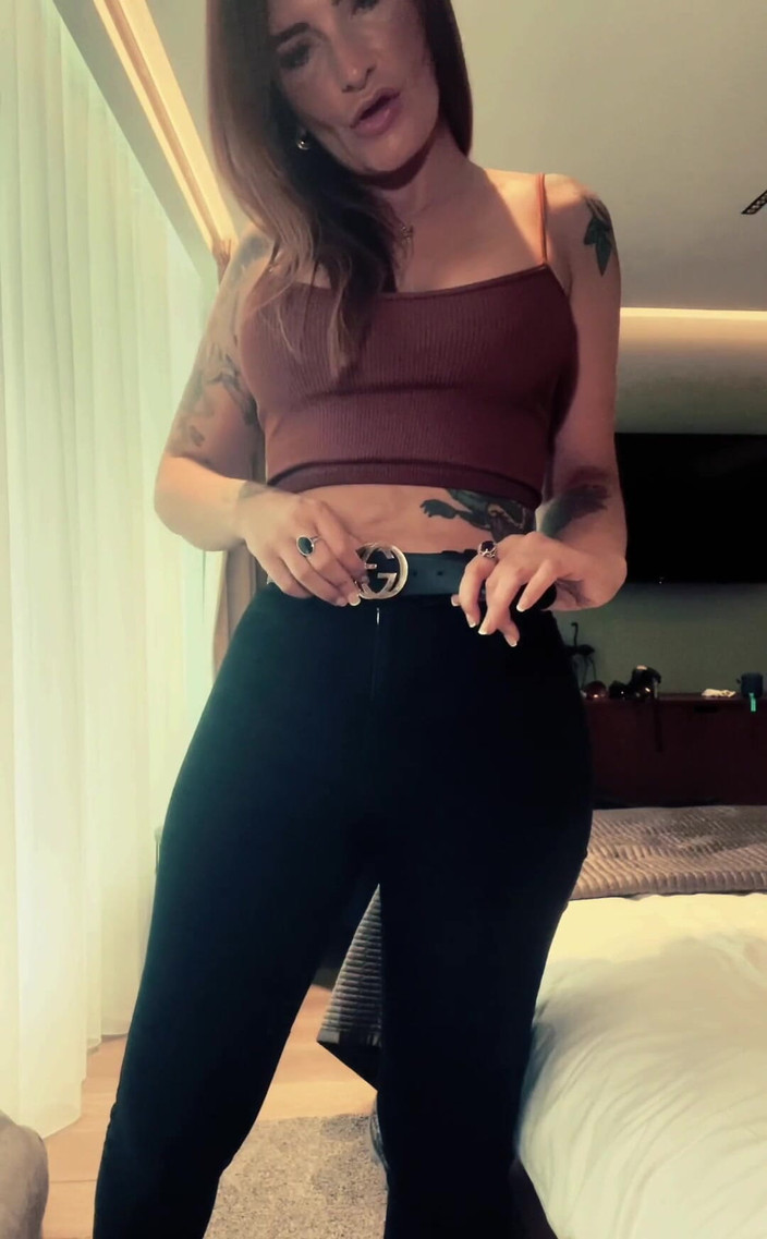 Adreena Winters: BBCではなくジーンズ用に建てられたとき