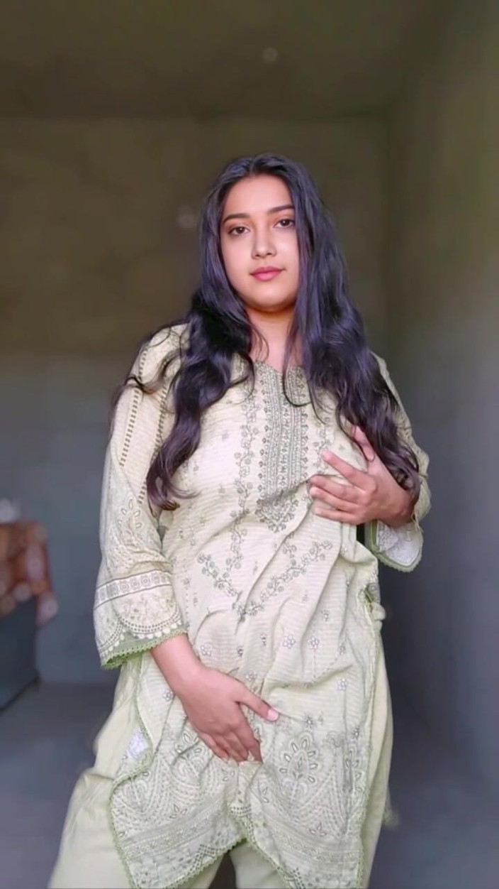 Lust Suman: Hot Desi Girl Fuck Her Pussy and Fingering Very Horny...