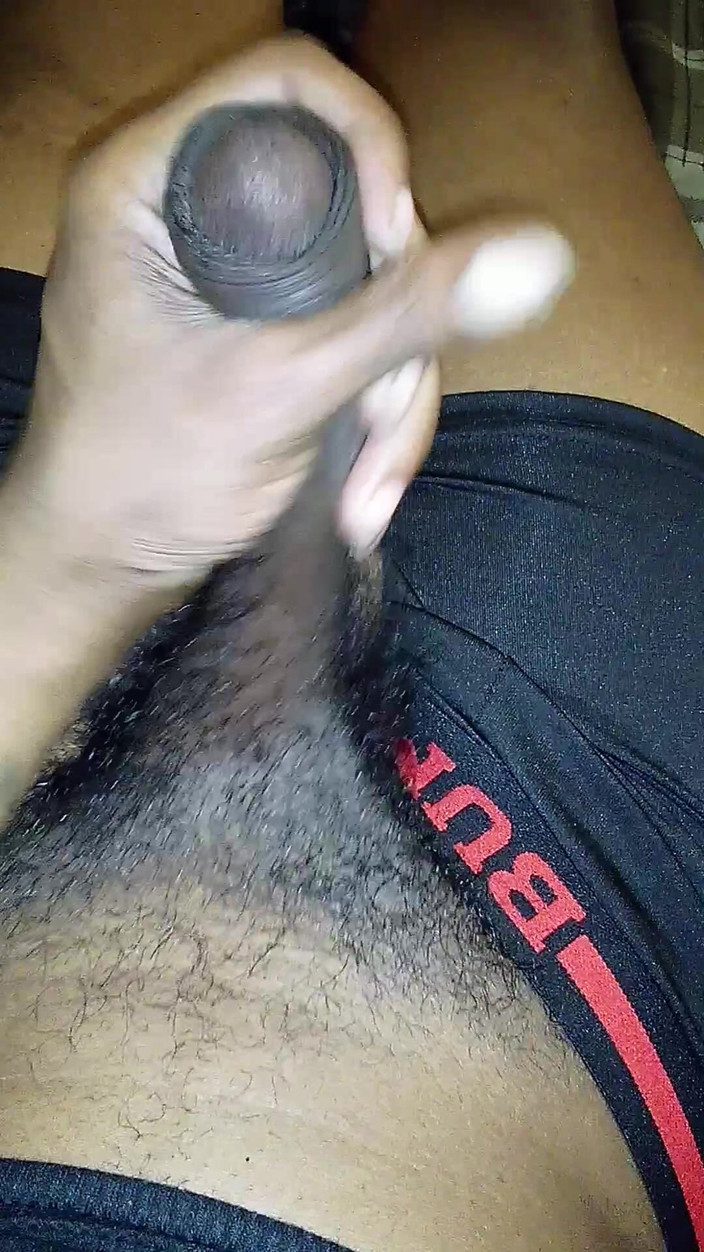 SweetDWillie456: その大きな肉厚な黒いペニスを引き抜く