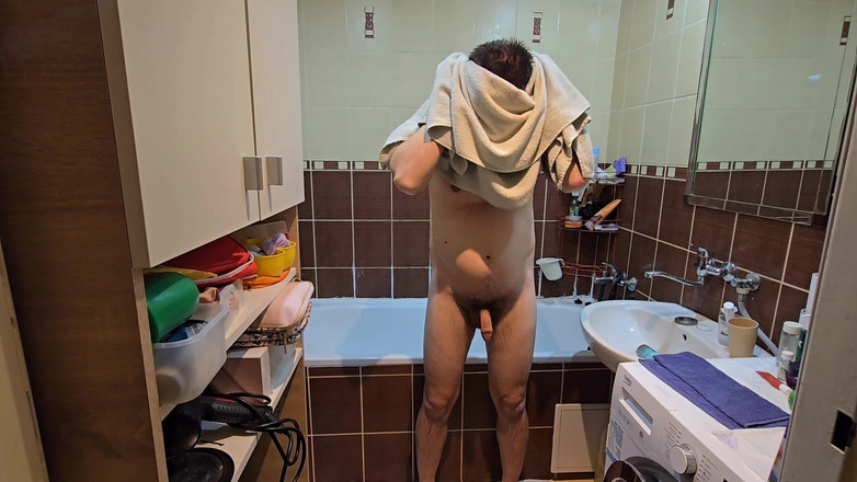 Fap_man93: Varmvattenterapi - hårig killes privata duschtid efter jobbet