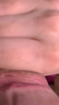 Llenando Mi Boca De Esperma Caliente En El Gloryhole - En Primer Plano Femenino