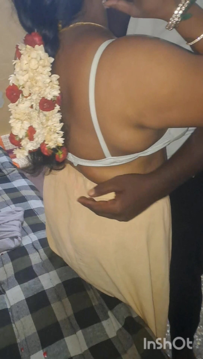 Benita sweety: Tamil Amma and Boy Hot Video