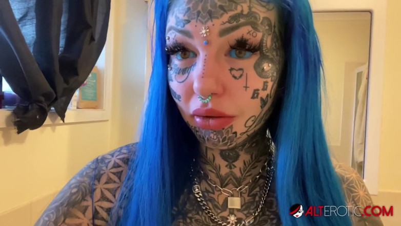 Alt Erotic: 흑인 대물 자지에게 따먹히는 거유 밀프