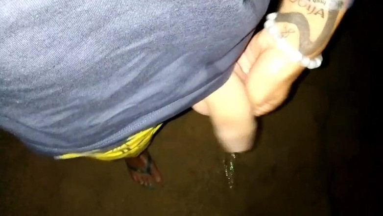 Idmir Sugary: Kompilasi 2 Kali Kencing Kembar Zakar Yang Belum Disunat Di Pantai...