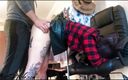 Tattoo Slutwife: Pojkvän hård röv knulla het tjej som sitter fast i...