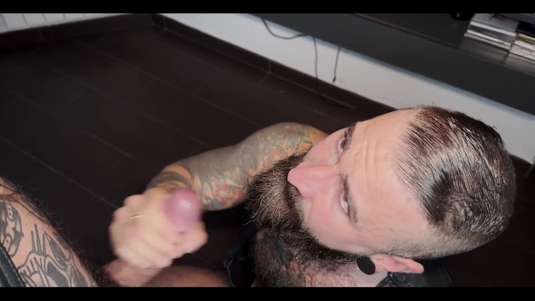 Stallion papi: Uite-l aici, Rober Go și eu savurând momentul!