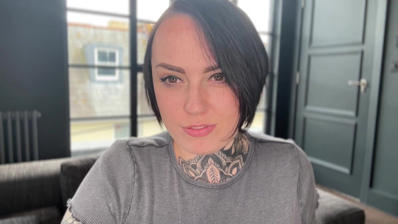 Miss Valentina: フェラに取り憑かれてる