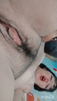 Užívám si svůj vibrátor Penguin
