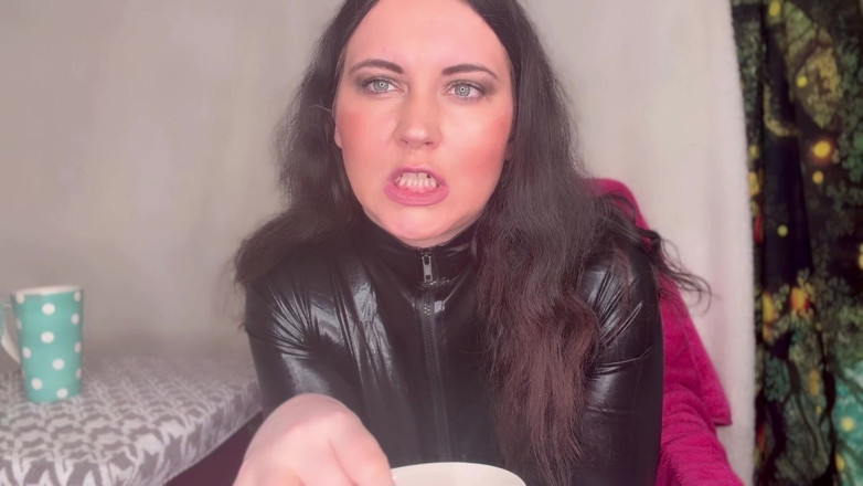 MissFFW: Fräulein Ffw Asmr isst Himbeeren