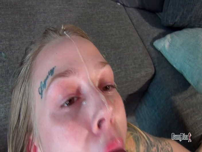 Cumbizz: Dutch Petite 18yo BBC Dicked Down