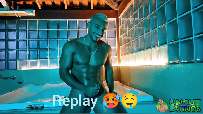 Uncut Latinos: Соло м'язи дрочить великий камшот! Uncut Latinos