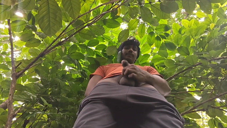 Charmer1999: Outdoor Jerking and Balls Play