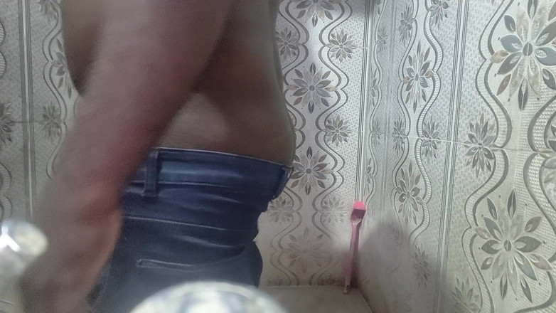 CarvingShovel: Tamil pojke oskuren dick piss och avrunkning