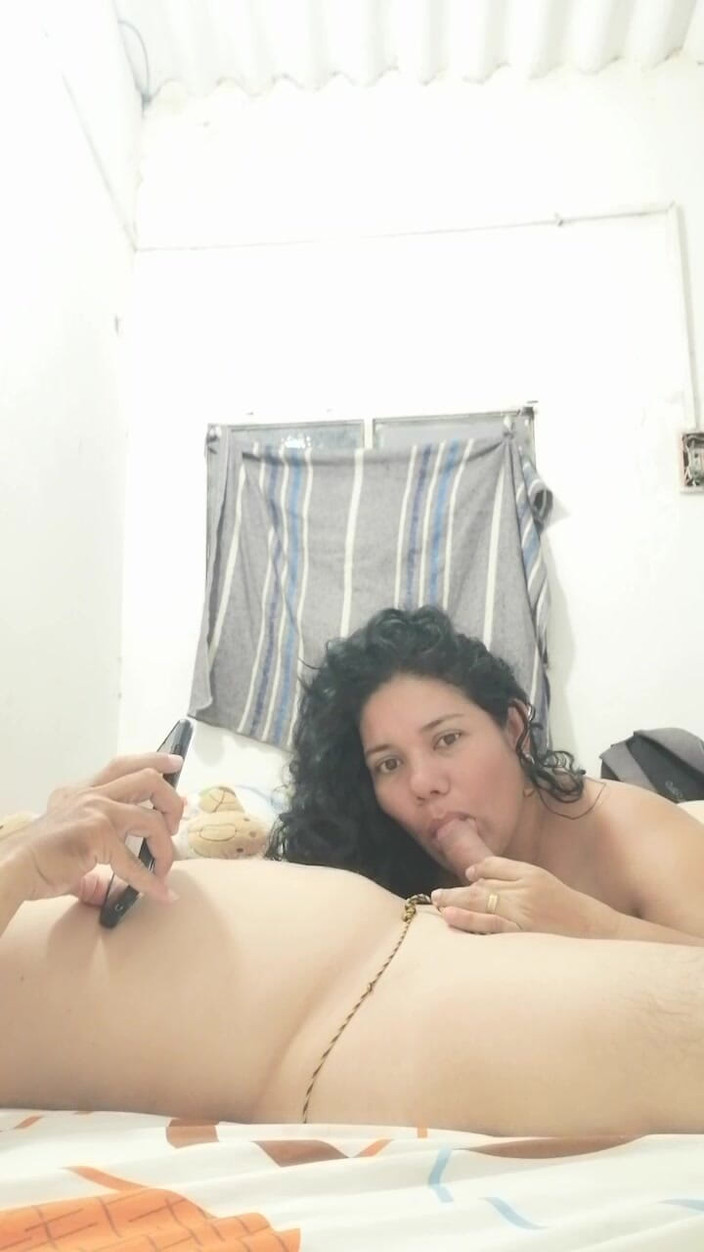 Valkyrie and Luigy Couple: Valquíria, a Ordenhadora Feliz! Paus a amam