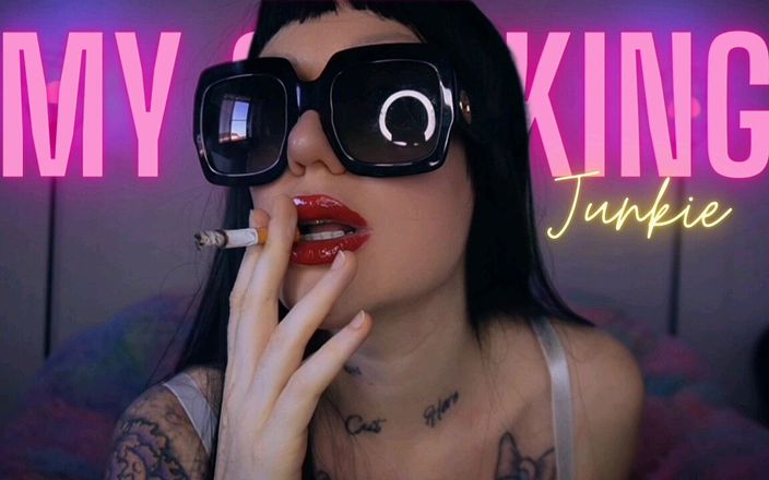 LDBMistress: My Smoking Junkie