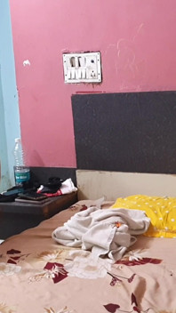 desi Bhabi Alone in Room - Moment