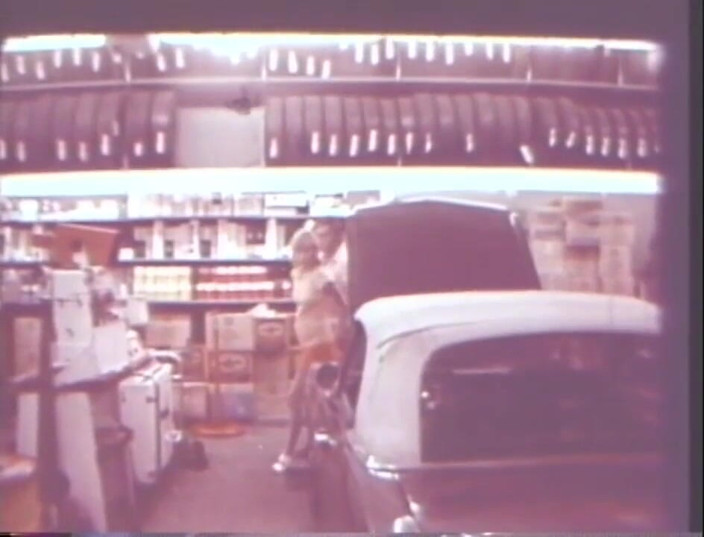 Vintage Usa: Wild sex for a hot vintage couple