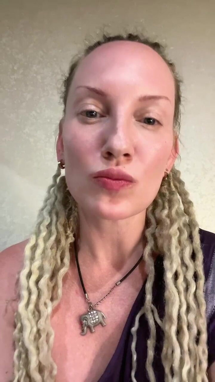 BadAssBitch: Tugas untuk Pecundang