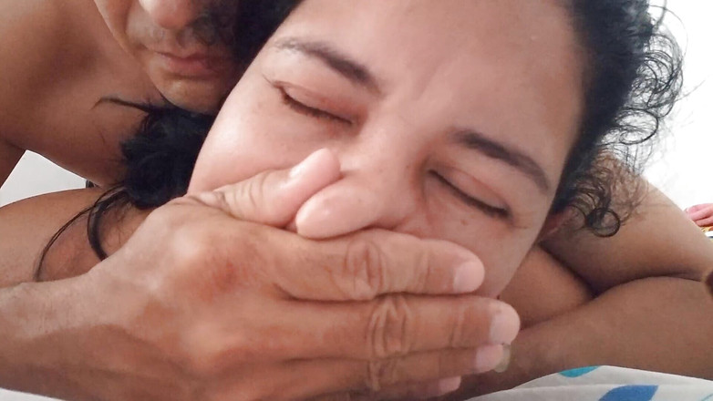 Valkyrieandluigy: 자지를 빠는 18살 소녀