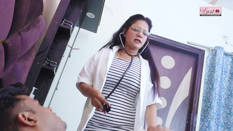 lust of milf: Doktor dikongkek oleh pesakit