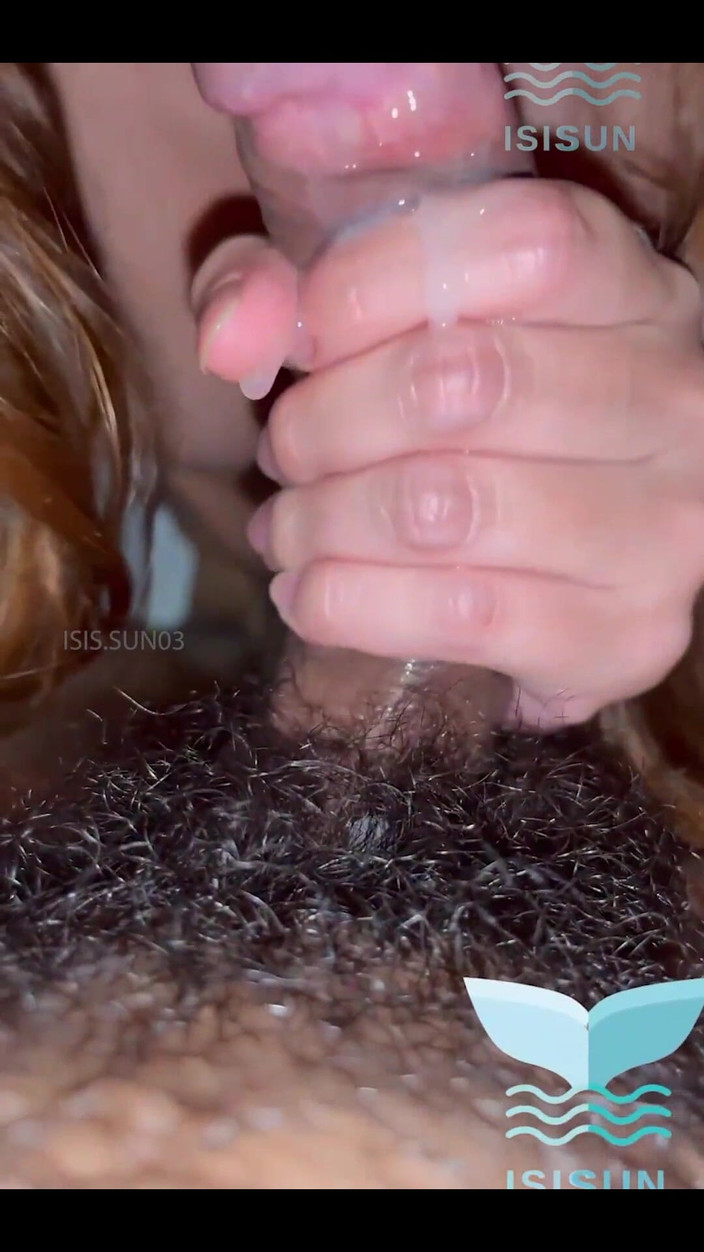 Isis Sun: La mia sorellastra si intrufola nella mia stanza... Ha dimenticato...