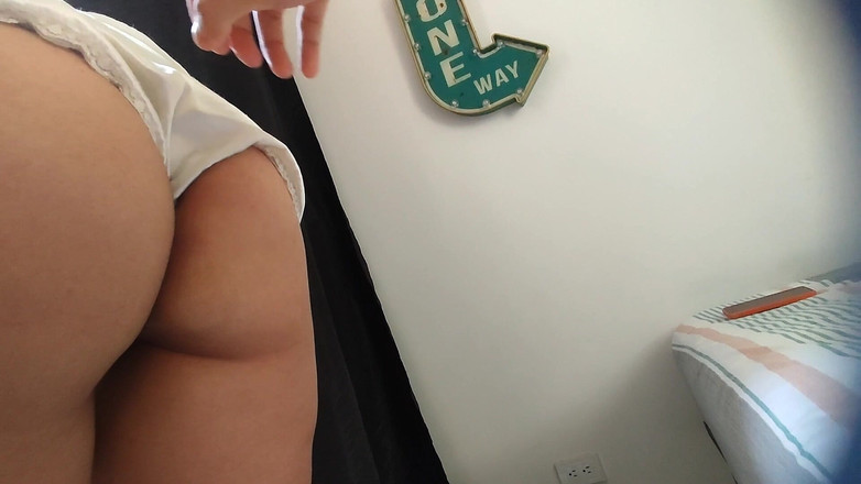 Porntner: Büyük götlü teyzemi pencereden bakarken buldum ve karşı koymadım