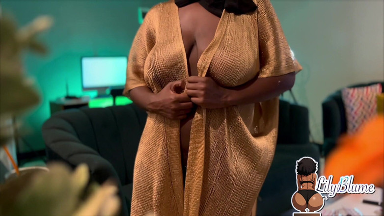 Afrocummy: 哦，是的！我要激烈地射精，不要停止。重口味后入式做爱