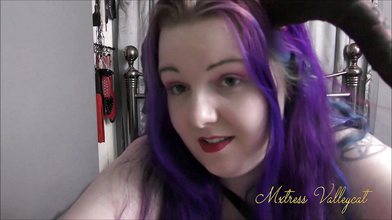 Mxtress Valleycat: Ви викликали неправильного демона