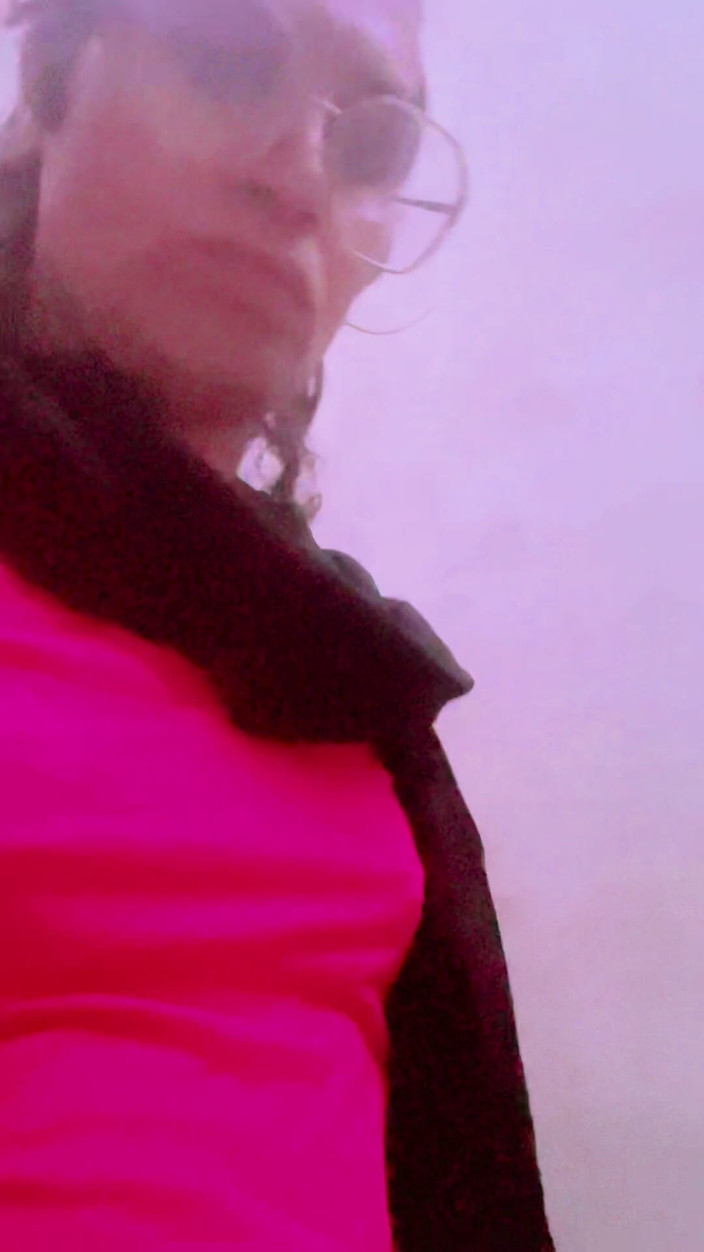 Apple00001: What Sissy Do When She Is Alone