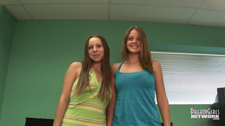 Dream Girls: Iubite din viața reală preludiu senzual și lins de pizdă întreagă
