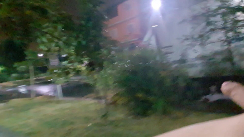 Lekexib: 광장에서 사정 3