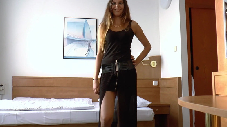 Deutschland Porno X: 핫한 창녀를 격렬한 섹스 세션으로 캐스팅하는 디이터