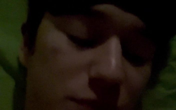 Alex Davey: みんな、私はしばらくの間姿を消していて、あなたに何も言わなかった、私はそれを修正する時が来たと思う。 事実は、たくさんあるということです