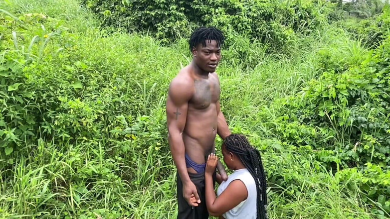 Sarah7774: She Is Explaining What She Is Doing at the Bush...