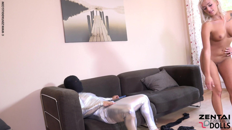 Watch4fetish: The Limbless Zentai Doll