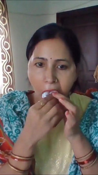 Kiraneya's Indische kokhalzende tips: hoe je een meisje stil kunt houden!