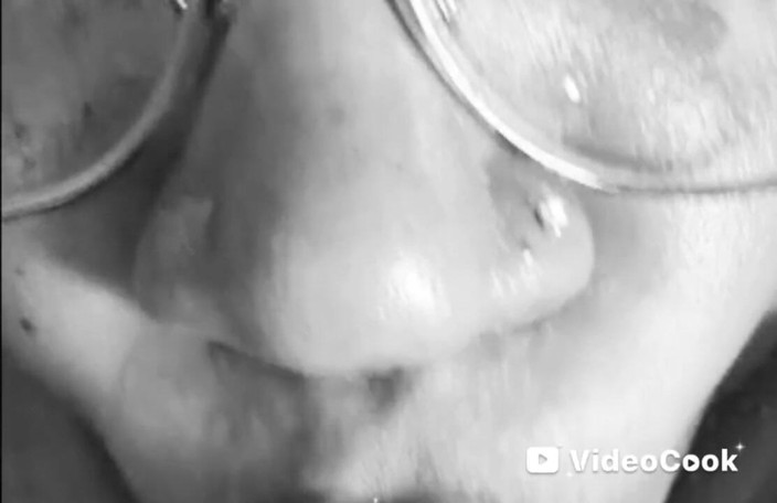 The Nasty House: Lustful Dick Sucking Lips!!!!