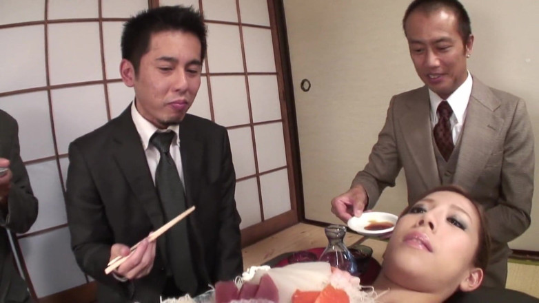 Screw Gurmans: Eat my pussy just like you enjoy eating food!