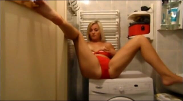 Solo Austria: Home masturbation
