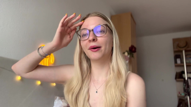 Goddess_Bella_Rae: Comment le rejet féminin transforme les hommes en bêtas pour...